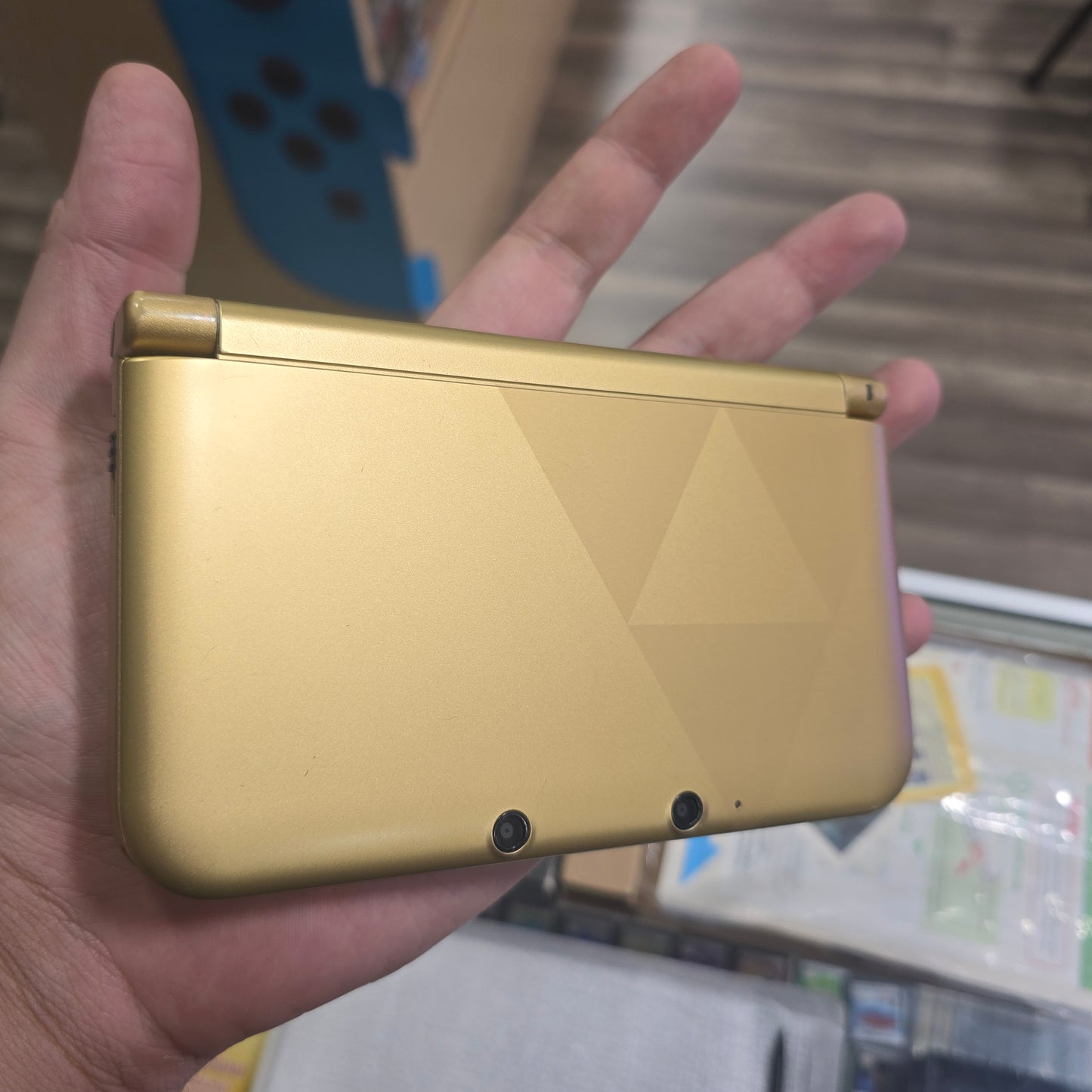 Nintendo 3DS XL Zelda Edition [A Link Between Worlds] Nintendo 3DS