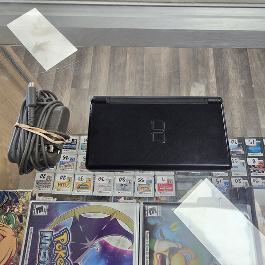 Black Nintendo DS Lite System with Charger