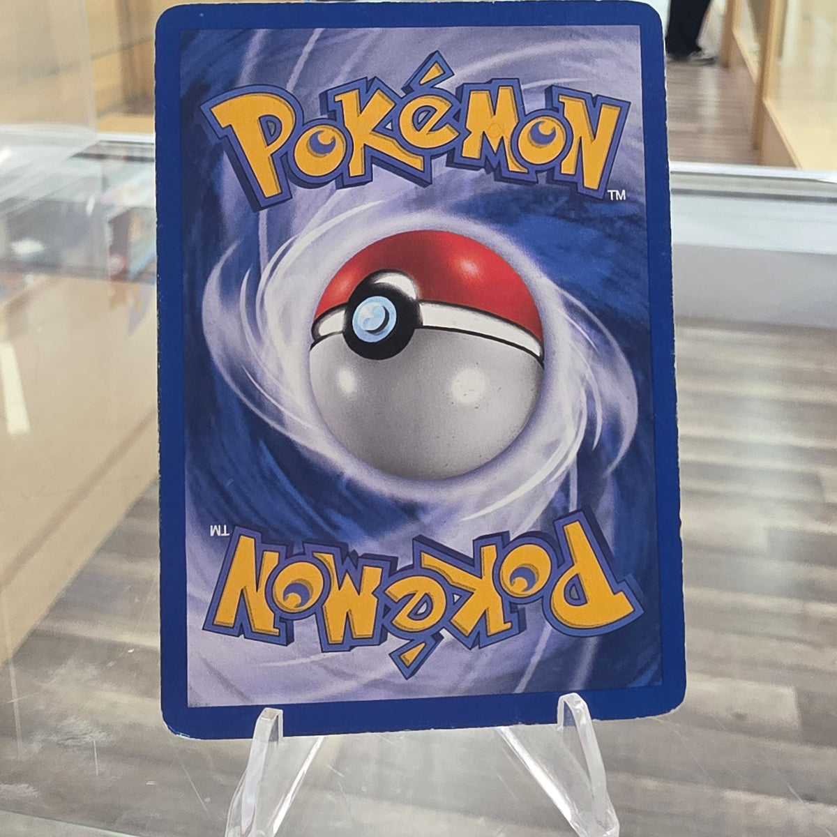 (MP) Dark Charizard (4) - Team Rocket 1st Edition (Swirl)