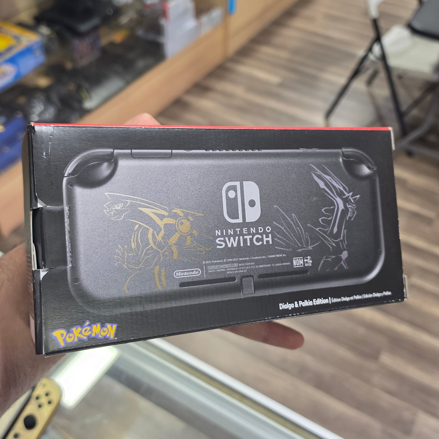 Nintendo Switch Lite: Dialga & Palkia Edition Nintendo Switch