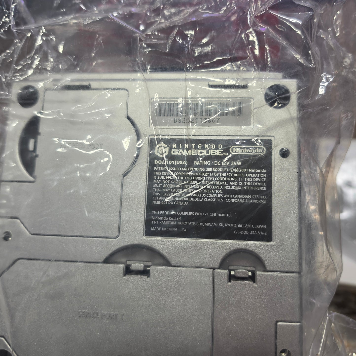 Nintendo GameCube Paper Mario Bundle (LIKE NEW) (SEALED GAME) comes with Controller and wires