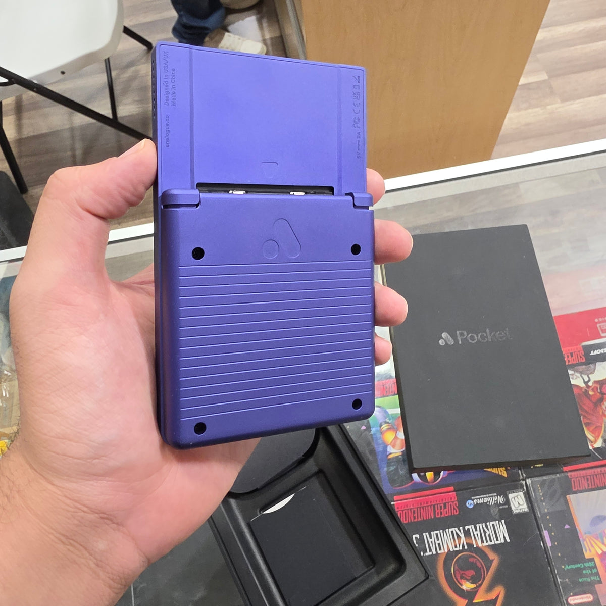 [Indigo Anodized] Analogue Pocket Handheld System with Box (Clean)