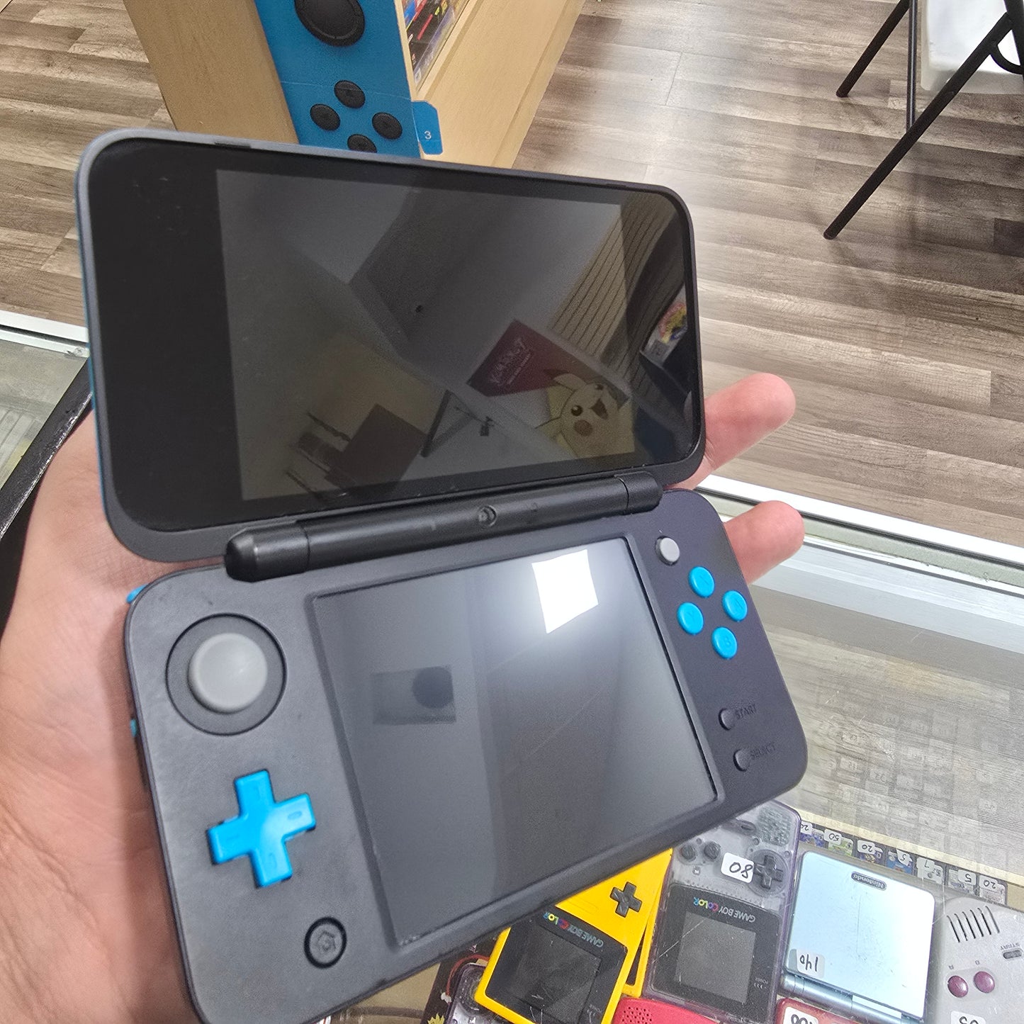 New Nintendo 2DS XL Black + Turquoise Handheld System with Charger