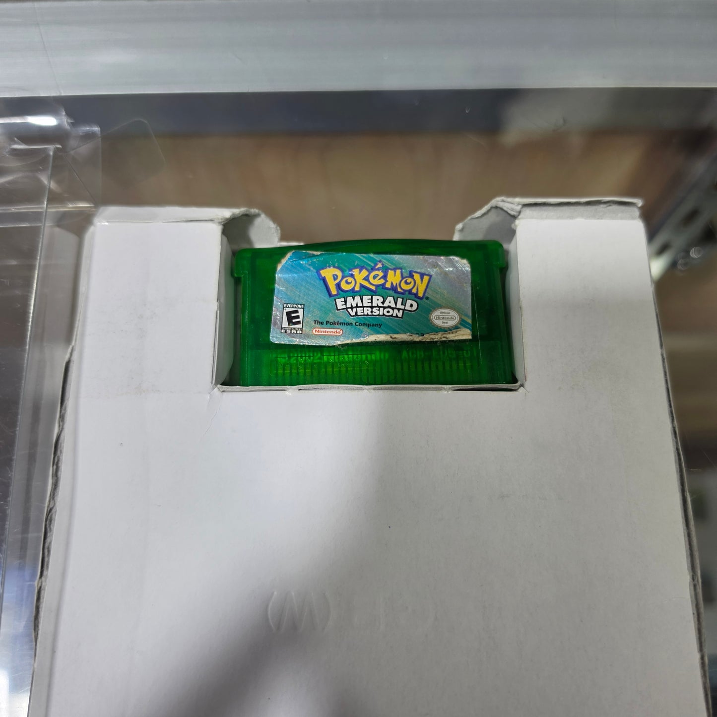 Pokémon Emerald (Authentic) (Dry Battery) with Box & Manual + Box Protector (BAD CONDITION)