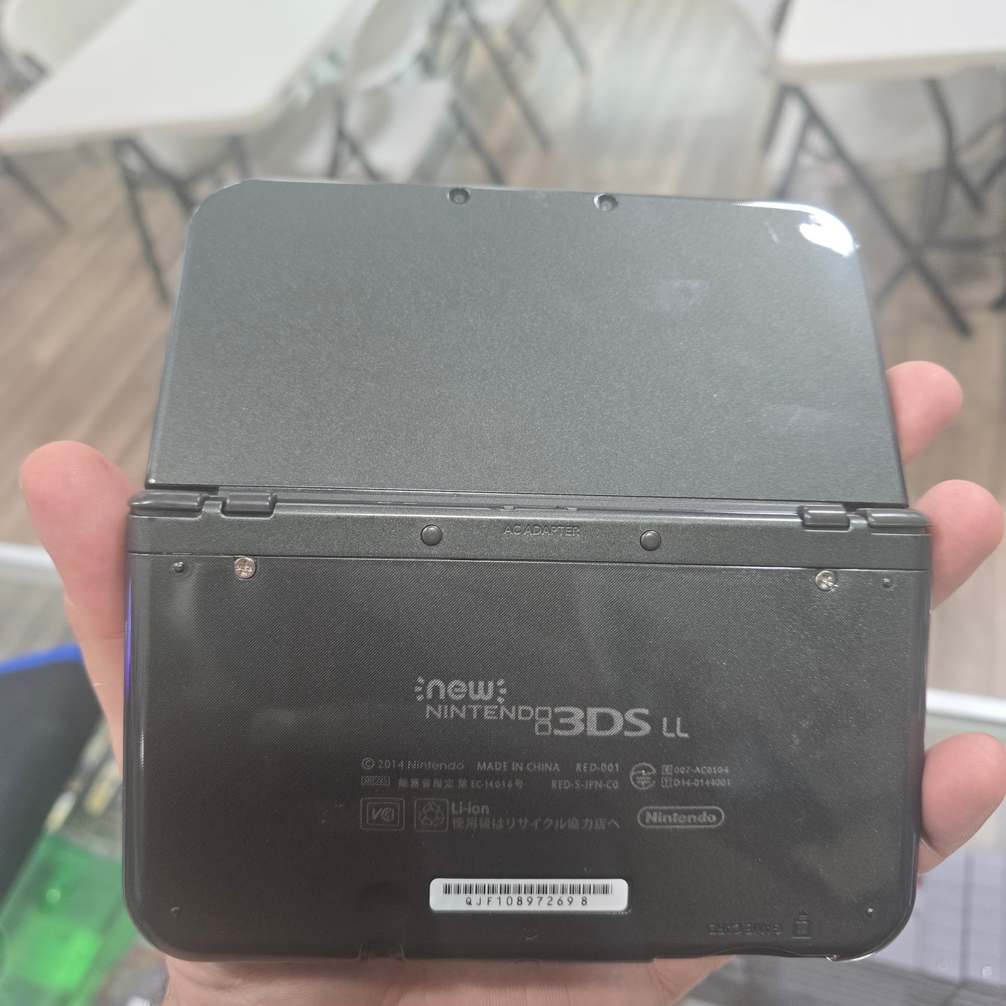 New Nintendo 3DS LL BLACK JP Nintendo 3DS [Pre Installed Games] [Charger Included] TOP IPS