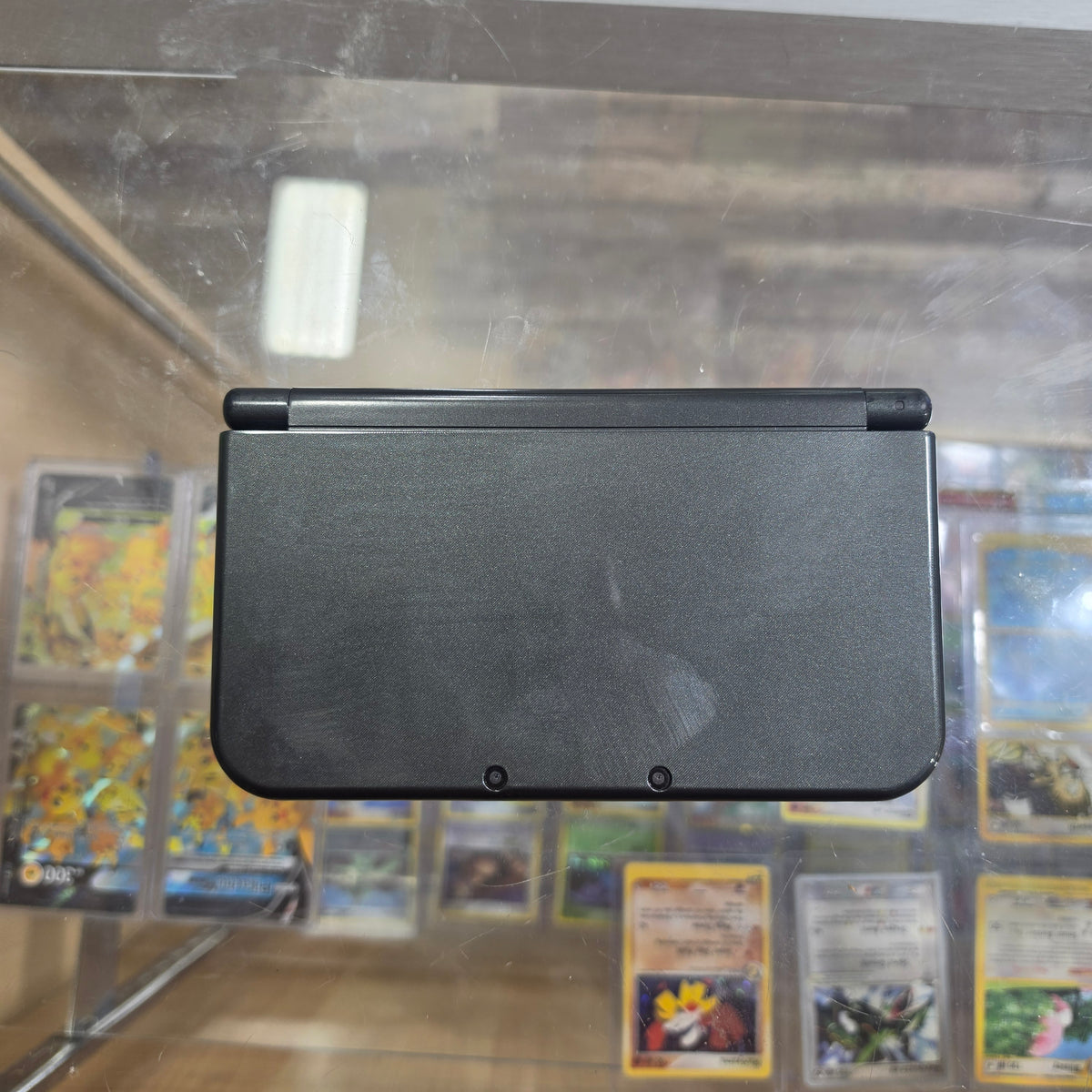 (141) New Nintendo 3DS XL Handheld System (Black) w/ Charger (Region Free)(JAPANESE TO US)