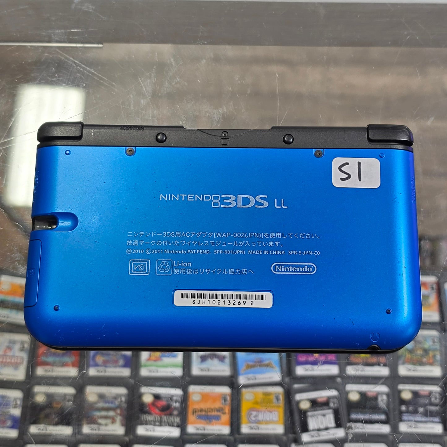 Blue Nintendo 3DS XL Handheld System With Charger (Region Free) (CLEAN)(JAPANESE TO US)