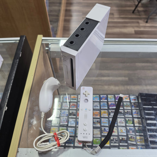 Nintendo Wii System with all wires and Controllers (850)