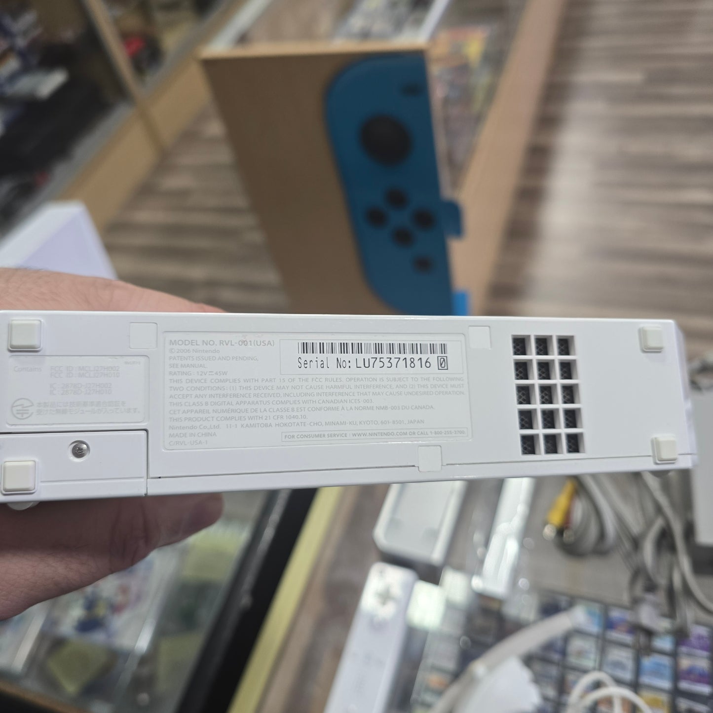 (816) Nintendo Wii System [All Cables And Controllers Included]