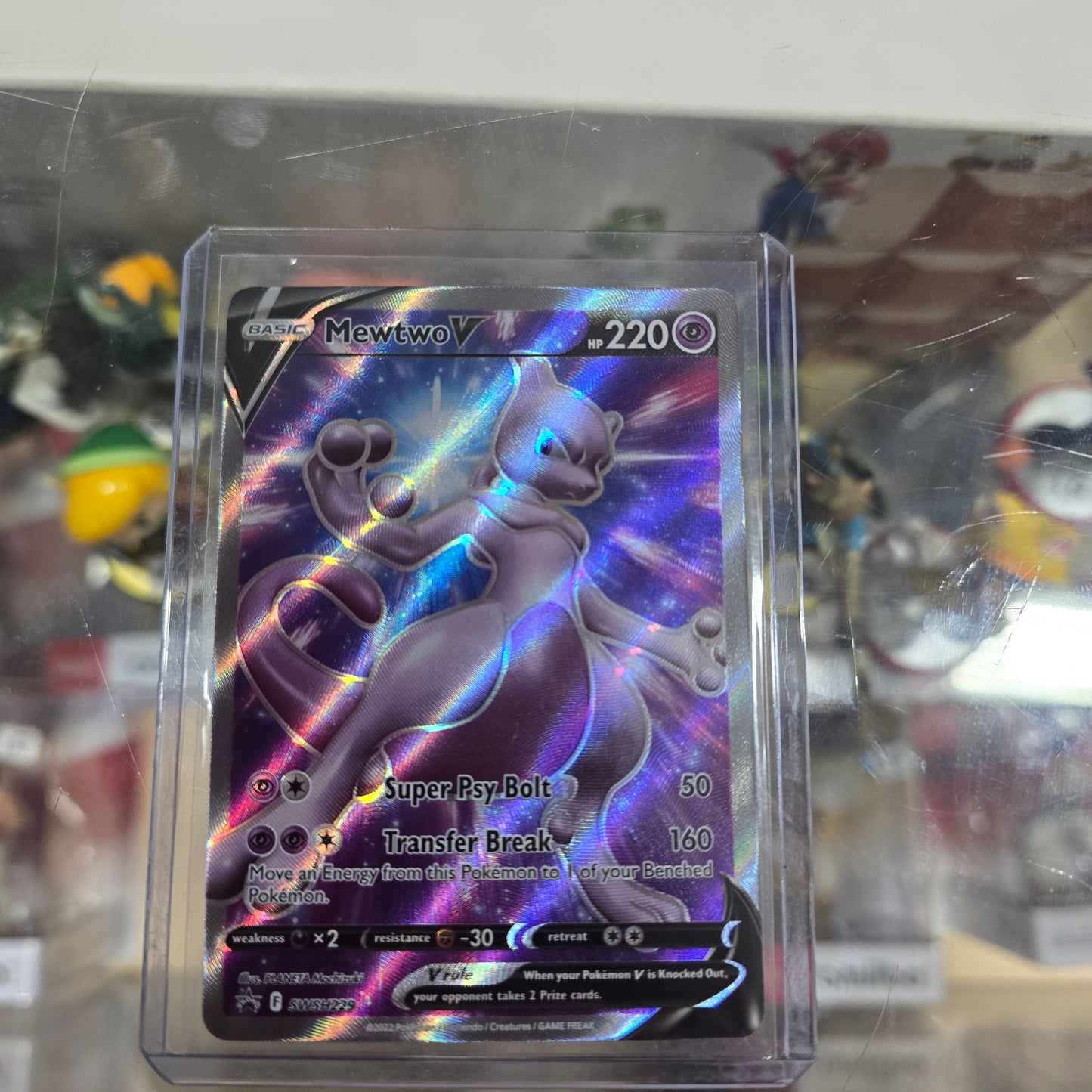 Mewtwo V - SWSH229 - SWSH: Sword & Shield Promo Cards (NM)