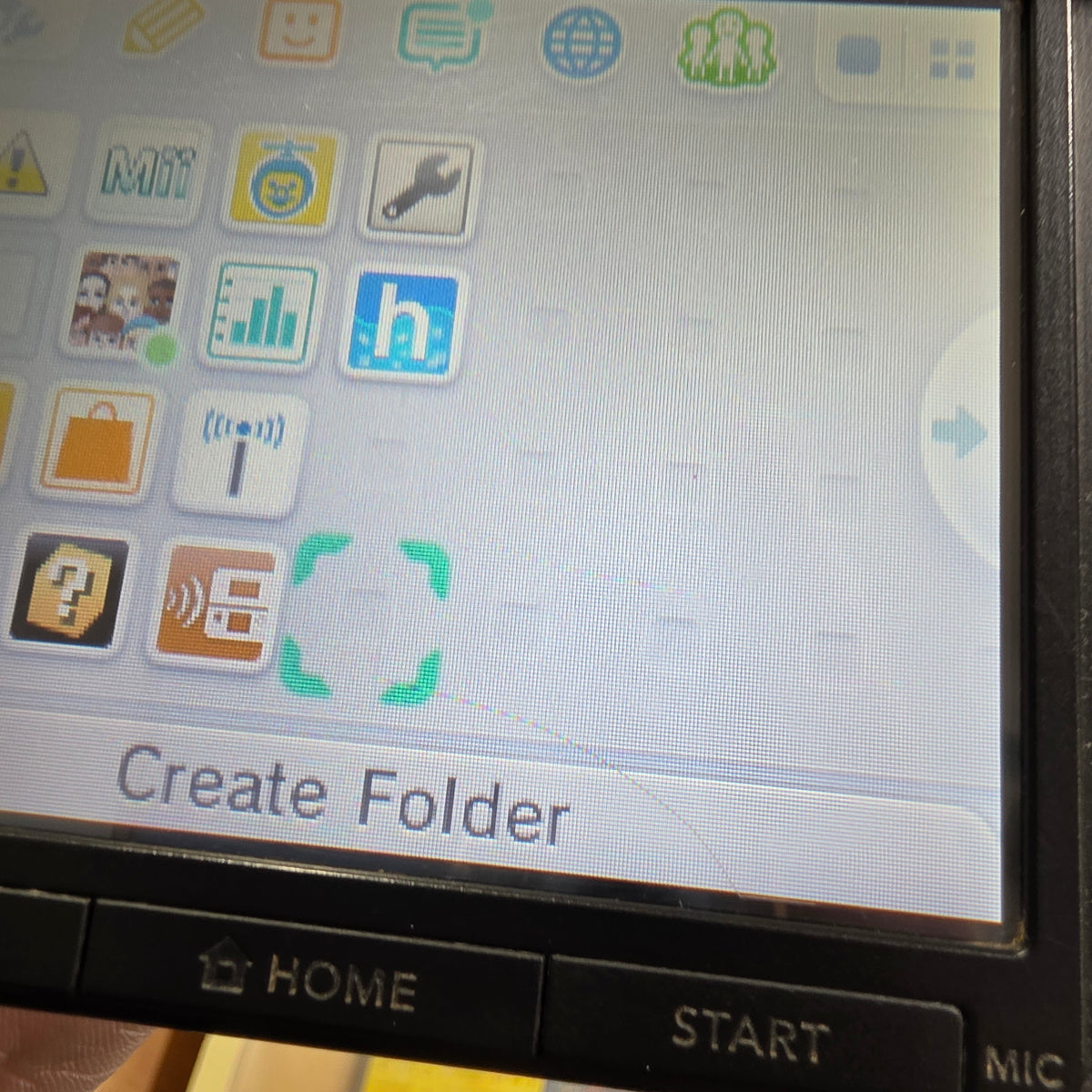 (913) Blue Nintendo 3DS XL Handheld System With Charger (Region Free)(JAPANESE TO US) (CHECK SCREEN)