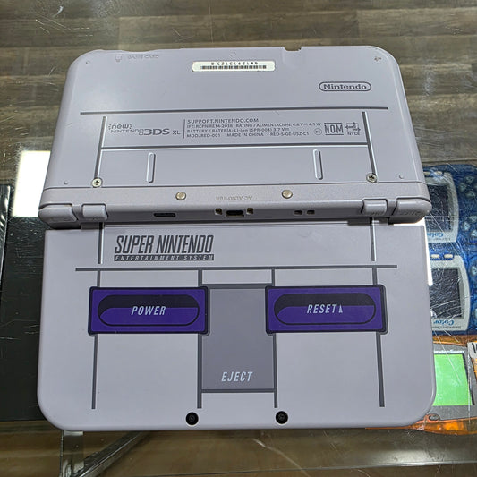 New Nintendo 3DS XL SNES Edition [Charger Included]
