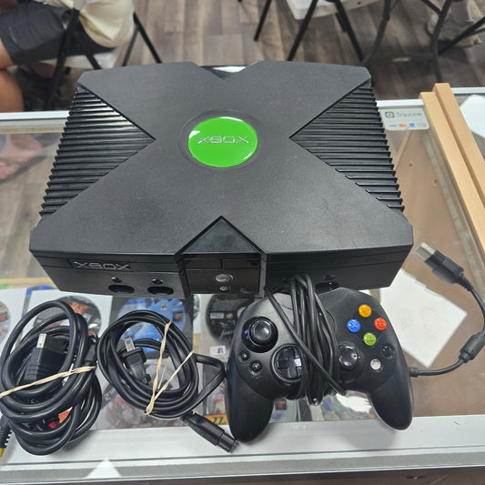 Xbox Original System with Wires and Controller